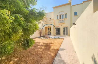 فيلا - 3 غرف نوم - 3 حمامات للايجار في الينابيع 11 - الينابيع - دبي فيلا - 3 غرف نوم - 3 حمامات للايجار في الينابيع 11 - الينابيع - دبي