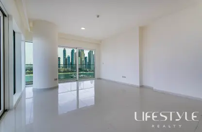 Apartment - 2 Bedrooms - 2 Bathrooms for sale in Grand Bleu Tower 1 - EMAAR Beachfront - Dubai Harbour - Dubai