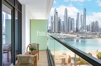 Apartment - 1 Bedroom - 1 Bathroom for sale in Marina Vista - EMAAR Beachfront - Dubai Harbour - Dubai