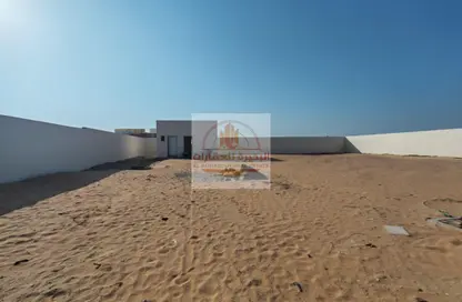 Land - Studio for rent in Al Jlail - Al Sajaa - Sharjah