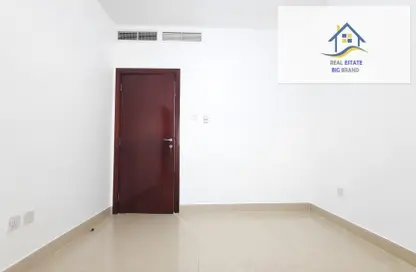 صورة لـ غرفة فارغة شقة - غرفة نوم - 1 حمام للايجار في آل نهيان - أبوظبي ، صورة رقم 1