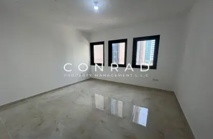 Apartment - 3 Bedrooms - 4 Bathrooms for rent in Al Salam Tower - Tourist Club Area - Abu Dhabi