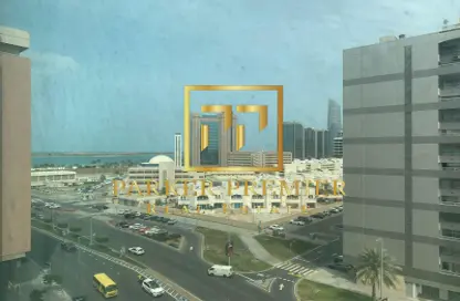 Apartment - 4 Bedrooms - 5 Bathrooms for rent in Corniche Road - Abu Dhabi