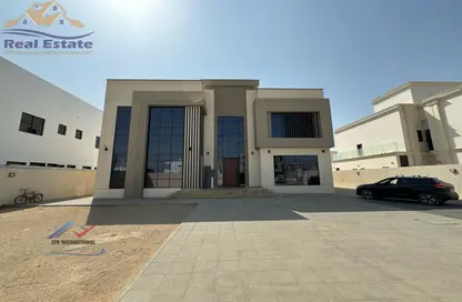 Villa - 4 Bedrooms - 4 Bathrooms for rent in Wadi Alshabak - Dubai
