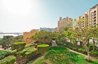 Apartment - 2 Bedrooms - 4 Bathrooms for sale in The Fairmont Palm Residence South - The Fairmont Palm Residences - Palm Jumeirah - Dubai