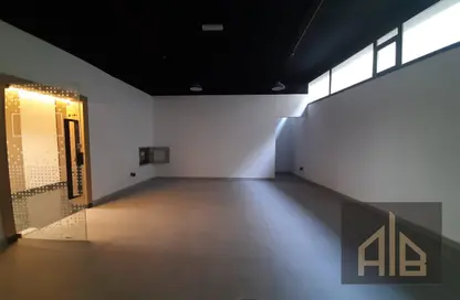 Office Space - Studio - 1 Bathroom for rent in Al Jurf Industrial 2 - Al Jurf Industrial - Ajman