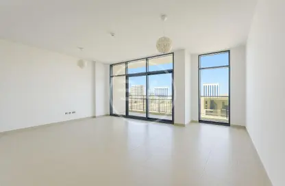 Apartment - 3 Bedrooms - 3 Bathrooms for sale in Oia Residence - Motor City - Dubai
