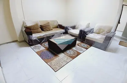 شقة - غرفة نوم - 1 حمام للايجار في الكرامة - أبوظبي