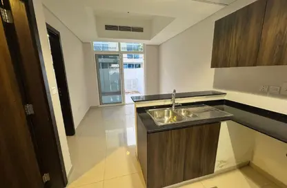 Townhouse - 4 Bedrooms - 3 Bathrooms for rent in Victoria - Damac Hills 2 - Dubai