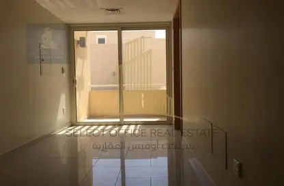 صورة لـ غرفة فارغة فيلا - 3 غرف نوم - 4 حمامات للبيع في حدائق الراحة - أبوظبي ، صورة رقم 1