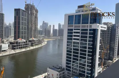 شقة - غرفة نوم - 2 حمامات للايجار في اتريا ار اى - اتريا ريسيدينسز - الخليج التجاري - دبي