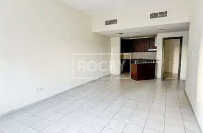 شقة - غرفة نوم - 2 حمامات للبيع في بناية  38إلى107 - طراز البحر المتوسط - ديسكفري غاردنز - دبي