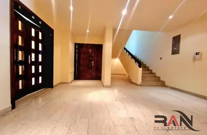 Villa - 4 Bedrooms - 5 Bathrooms for rent in Al Maharba - Al Karamah - Abu Dhabi