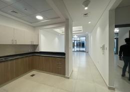 شقة - 1 غرفة نوم - 2 حمامات للكراء في منطقة طريق المطار - منطقة القرهود - دبي