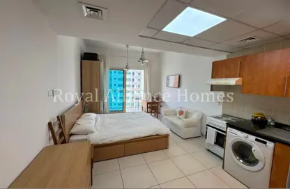 Apartment - Studio - 1 Bathroom for rent in Marina View Tower B - Marina View - Dubai Marina - Dubai