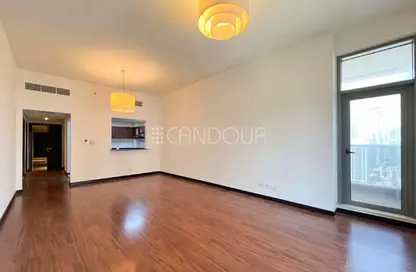 Apartment - 1 Bedroom - 1 Bathroom for rent in Green Lakes Towers - JLT Cluster S - Jumeirah Lake Towers - Dubai