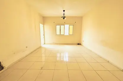 شقة - غرفة نوم - 2 حمامات للايجار في ذا سكواير 1 - تجارية مويلح - الشارقة