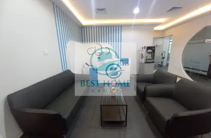 Office Space - Studio - 2 Bathrooms for rent in Corniche Tower - Corniche Road - Abu Dhabi