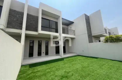 Townhouse - 3 Bedrooms - 5 Bathrooms for sale in Zinnia - The Roots DAMAC Hills 2 - Damac Hills 2 - Dubai