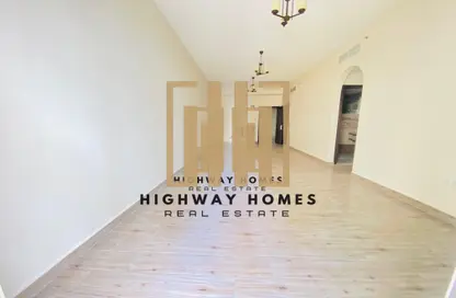 Apartment - 2 Bedrooms - 2 Bathrooms for rent in Muwailih Building - Muwaileh - Sharjah