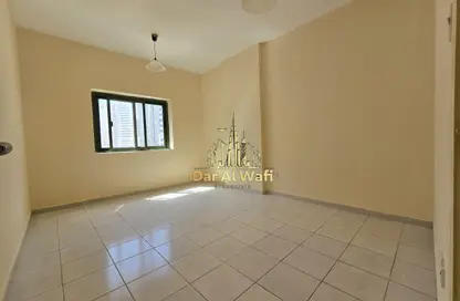 شقة - 2 غرف نوم - 2 حمامات للايجار في شارع بوخارا - النهدة - الشارقة شقة - 2 غرف نوم - 2 حمامات للايجار في شارع بوخارا - النهدة - الشارقة