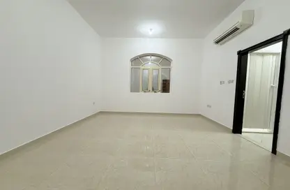 شقة - 1 حمام للايجار في مركز محمد بن زايد - مدينة محمد بن زايد - أبوظبي
