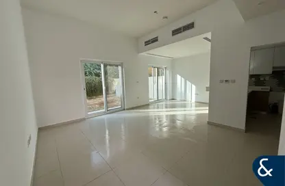 Villa - 2 Bedrooms - 2 Bathrooms for rent in Amaranta - Villanova - Dubai Land - Dubai