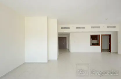 Empty Room image for: Apartment - 3 Bedrooms - 4 Bathrooms for sale in Executive Tower C - Executive Towers - Business Bay - Dubai, Image 1