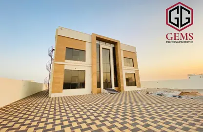 Villa - 5 Bedrooms - 6 Bathrooms for rent in Al Aweer 1 - Al Aweer - Dubai