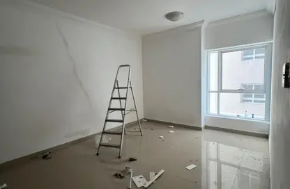 Apartment - 1 Bedroom - 2 Bathrooms for rent in New Al Taawun Road - Al Taawun - Sharjah