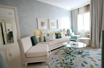 Apartment - 1 Bedroom - 2 Bathrooms for rent in The Signature - Burj Khalifa Area - Downtown Dubai - Dubai
