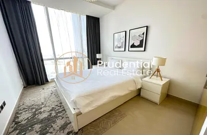 Room / Bedroom image for: Apartment - 2 Bedrooms - 3 Bathrooms for rent in Etihad Tower 4 - Etihad Towers - Corniche Road - Abu Dhabi, Image 1