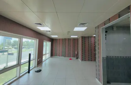 Office Space - Studio - 1 Bathroom for rent in Al Muroor Tower - Muroor Area - Abu Dhabi