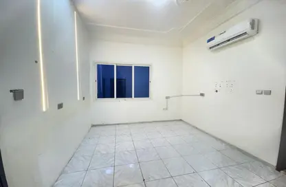 Apartment - 1 Bedroom - 1 Bathroom for rent in Khalifa City A Villas - Khalifa City A - Khalifa City - Abu Dhabi