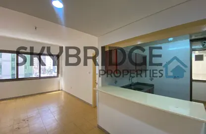 Apartment - 1 Bedroom - 1 Bathroom for rent in Tourist Club Area - Abu Dhabi