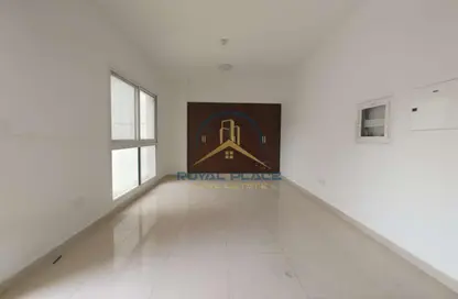 شقة - 1 حمام للايجار في بناية رويال جي في سي - الضاحية 10 - قرية جميرا الدائرية - دبي