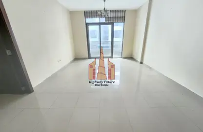 Apartment - 2 Bedrooms - 3 Bathrooms for rent in Sahara Tower 3 - Sahara Complex - Al Nahda - Sharjah