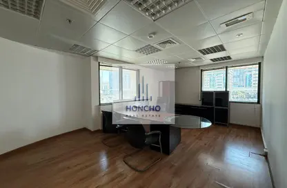 Office Space - Studio - 1 Bathroom for rent in Al Meraikhi Tower - Sheikh Zayed Road - Dubai