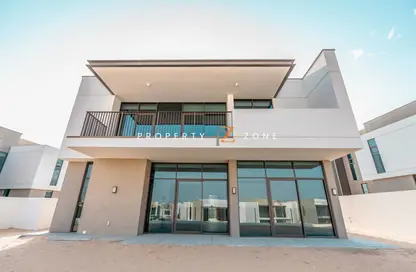 Villa - 5 Bedrooms - 7 Bathrooms for rent in Tilal Al Furjan - Al Furjan - Dubai