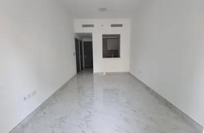 شقة - 2 غرف نوم - 3 حمامات للايجار في AAA سكن - قرية الجميرا سركل - دبي