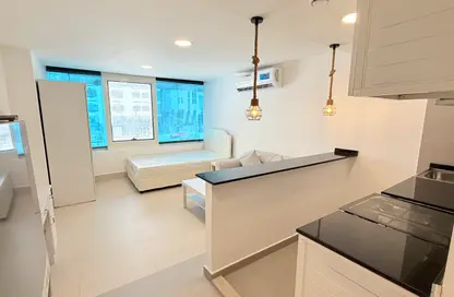 Apartment - Studio - 1 Bathroom for rent in Abu Dhabi Trade Towers - Tourist Club Area - Abu Dhabi