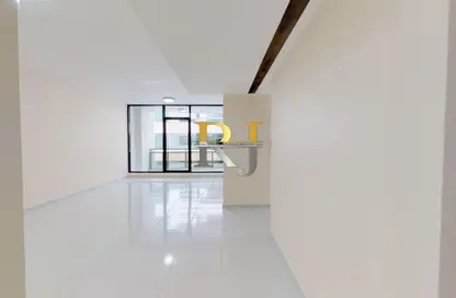 Apartment - 2 Bedrooms - 2 Bathrooms for rent in Golden Sands 7 - Mankhool - Bur Dubai - Dubai