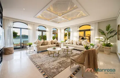 Villa - 4 Bedrooms - 5 Bathrooms for sale in Garden Homes Frond E - Garden Homes - Palm Jumeirah - Dubai