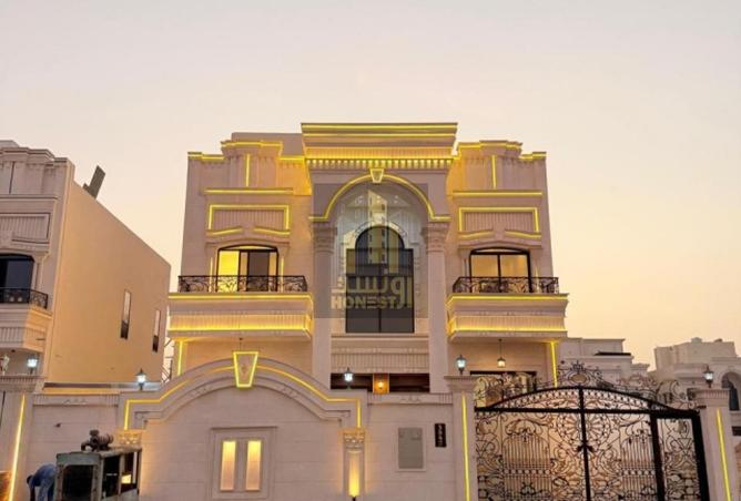 15702200 - Property Image 2