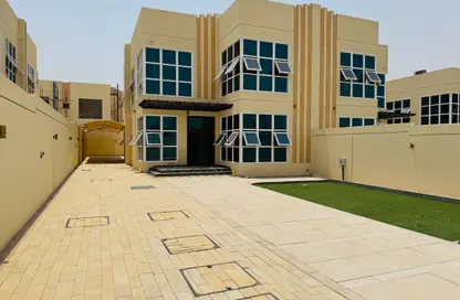 Villa - 4 Bedrooms - 6 Bathrooms for rent in Barashi - Al Badie - Sharjah