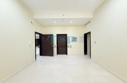شقة - غرفة نوم - 2 حمامات للايجار في العامريه - الجيمي - العين