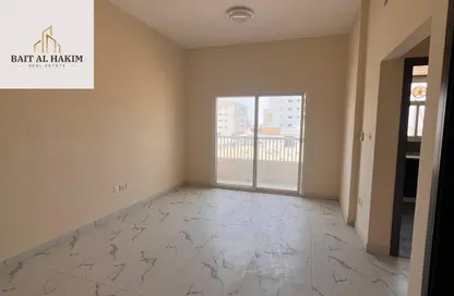 Apartment - 1 Bedroom - 2 Bathrooms for rent in Al Jurf 3 - Al Jurf - Ajman Downtown - Ajman