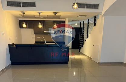 Villa - 2 Bedrooms - 3 Bathrooms for rent in Contemporary Style - Al Reef Villas - Al Reef - Abu Dhabi
