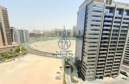 Apartment - 2 Bedrooms - 3 Bathrooms for rent in Amal Tower - Dubai Sports City - Dubai