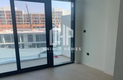 Apartment - 2 Bedrooms - 1 Bathroom for rent in The Gate - Masdar City - Abu Dhabi